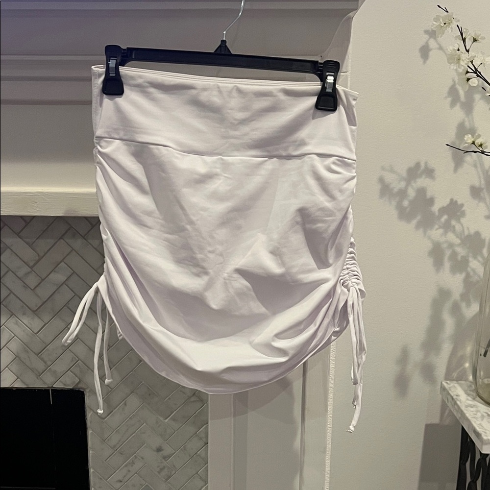 SHEIN White Ruched Mini Skirt